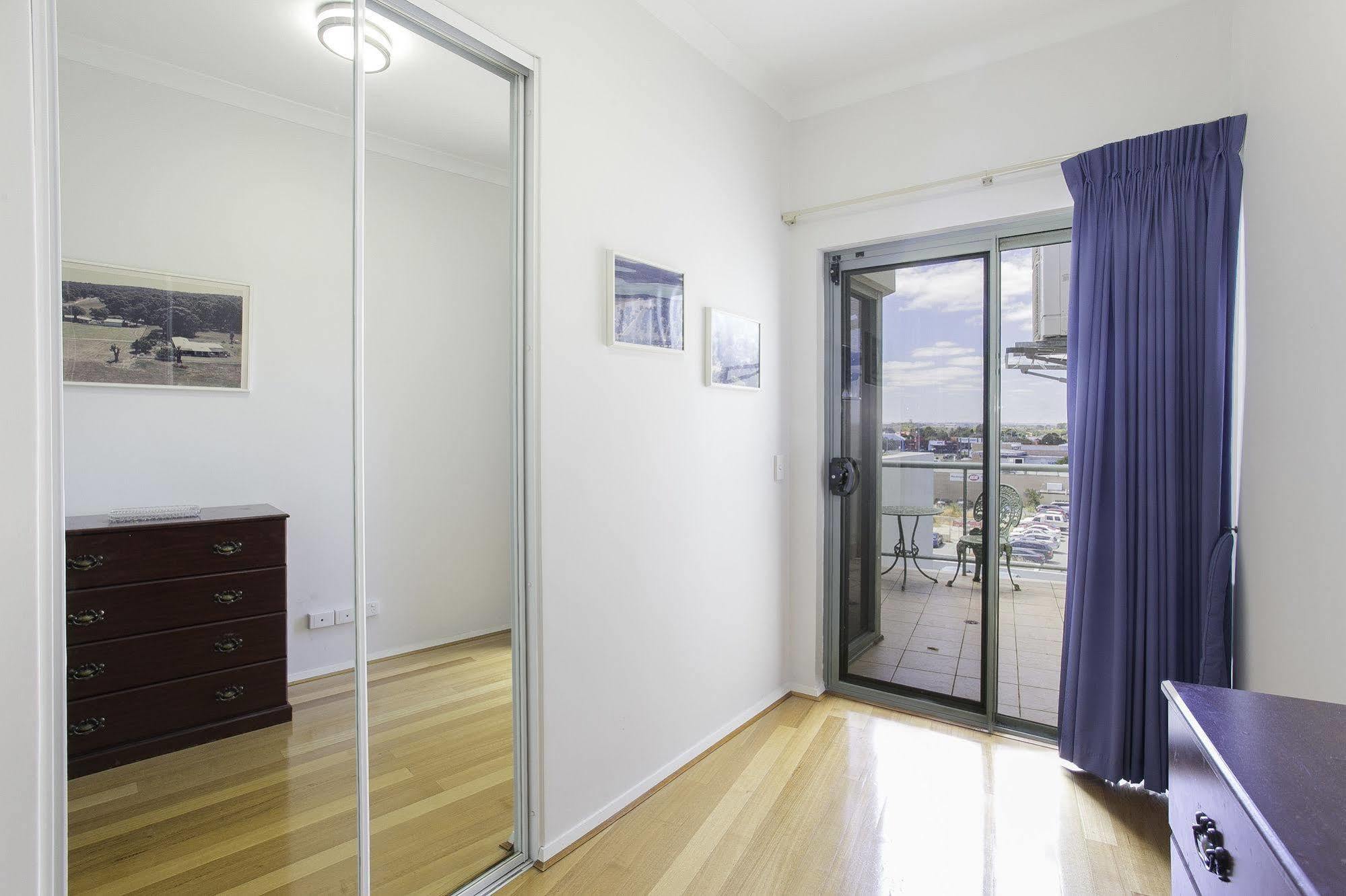 Boardwalk By Rockingham Apartments Luaran gambar