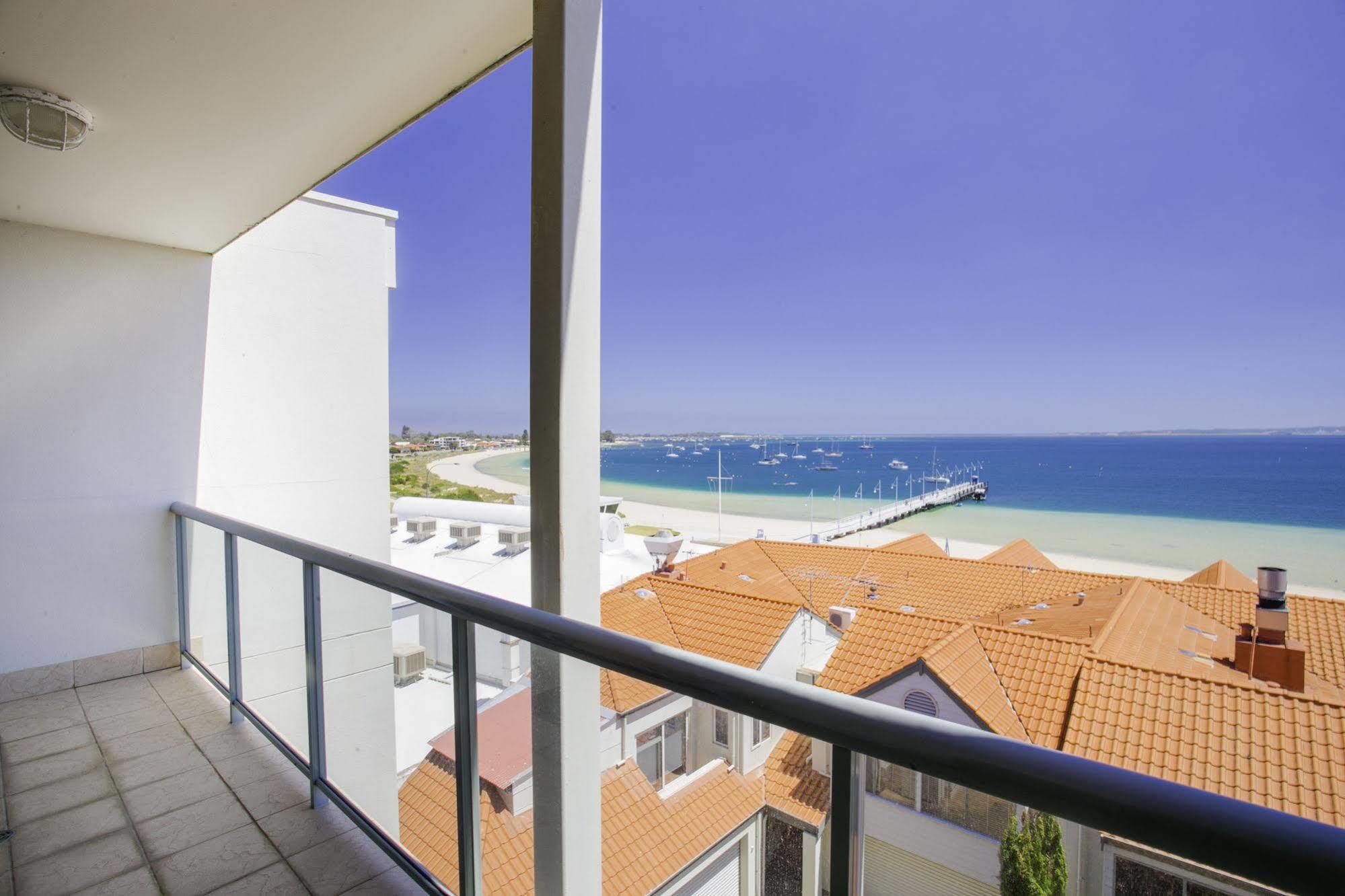 Boardwalk By Rockingham Apartments Luaran gambar