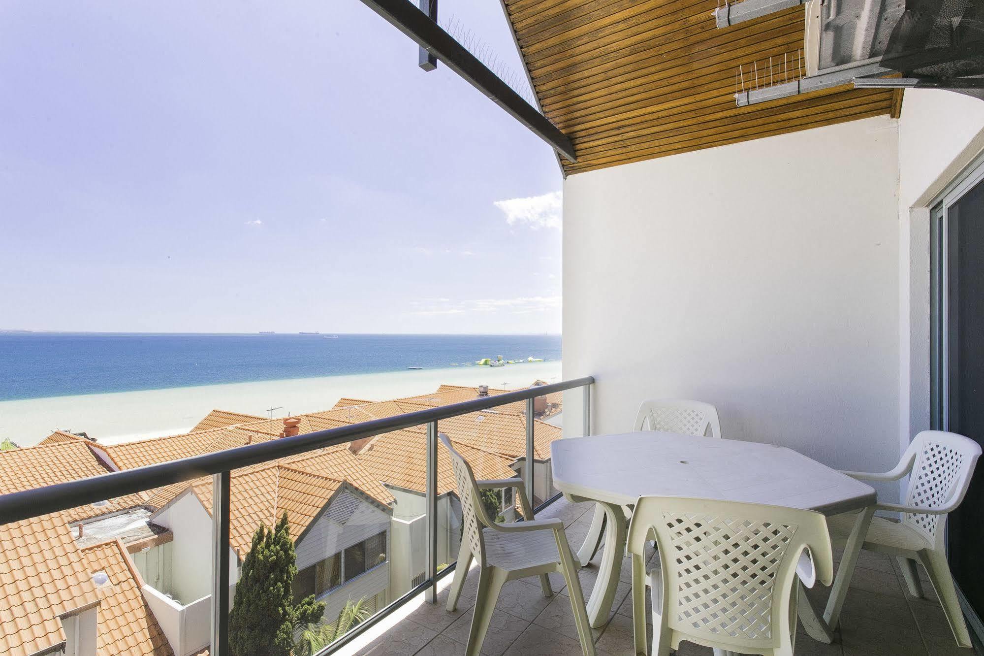 Boardwalk By Rockingham Apartments Luaran gambar