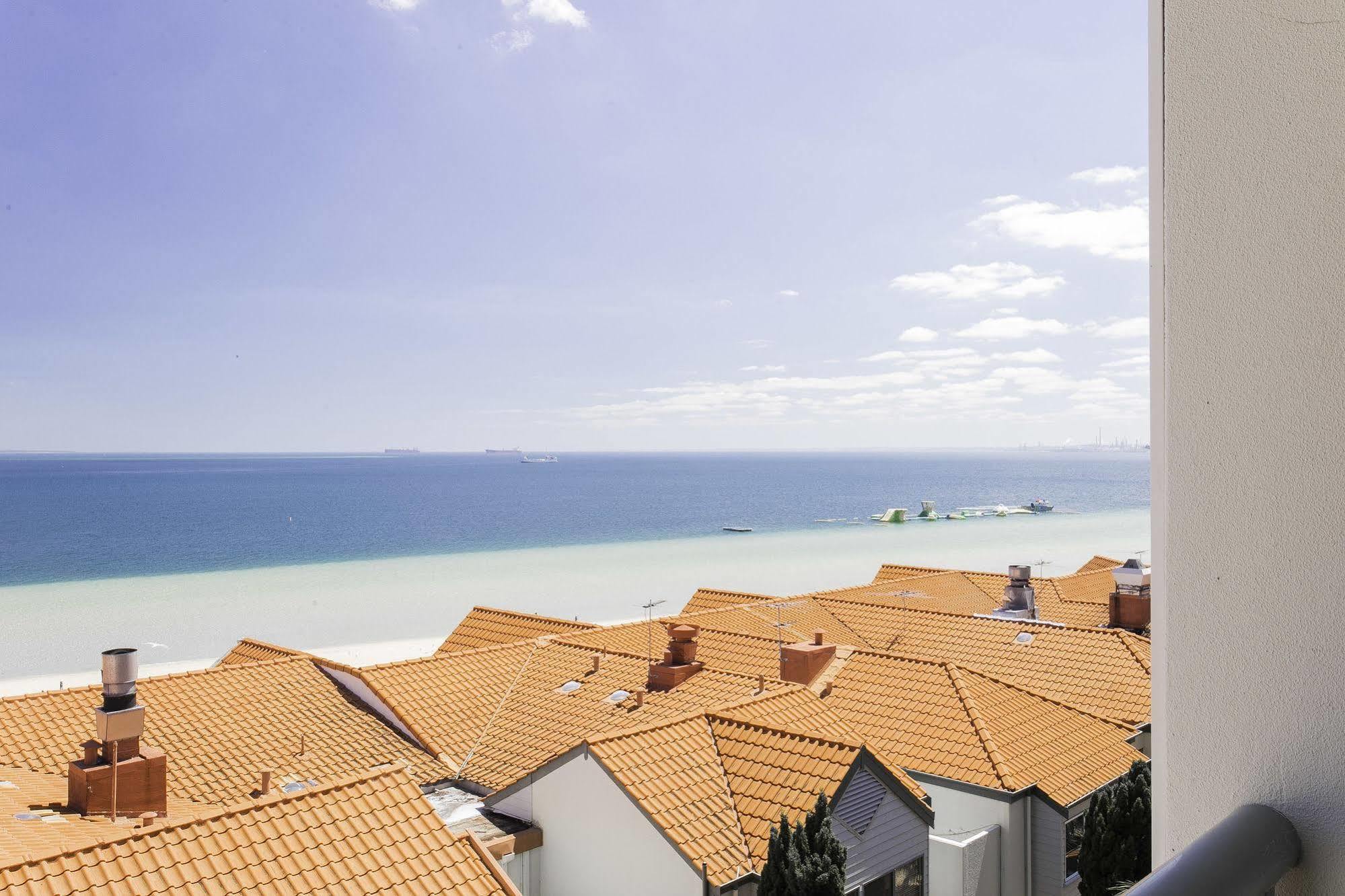 Boardwalk By Rockingham Apartments Luaran gambar